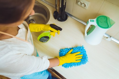 Local cleaning company service for homes and businesses in SW18