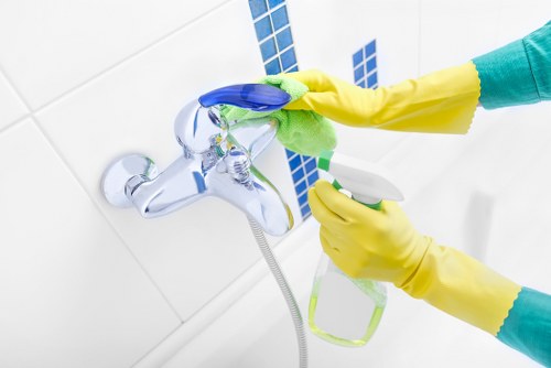 Professional house cleaning service for a SW18 family home