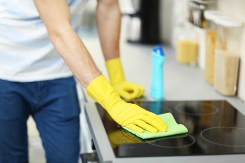 Local deep cleaning for flats and houses in SW18